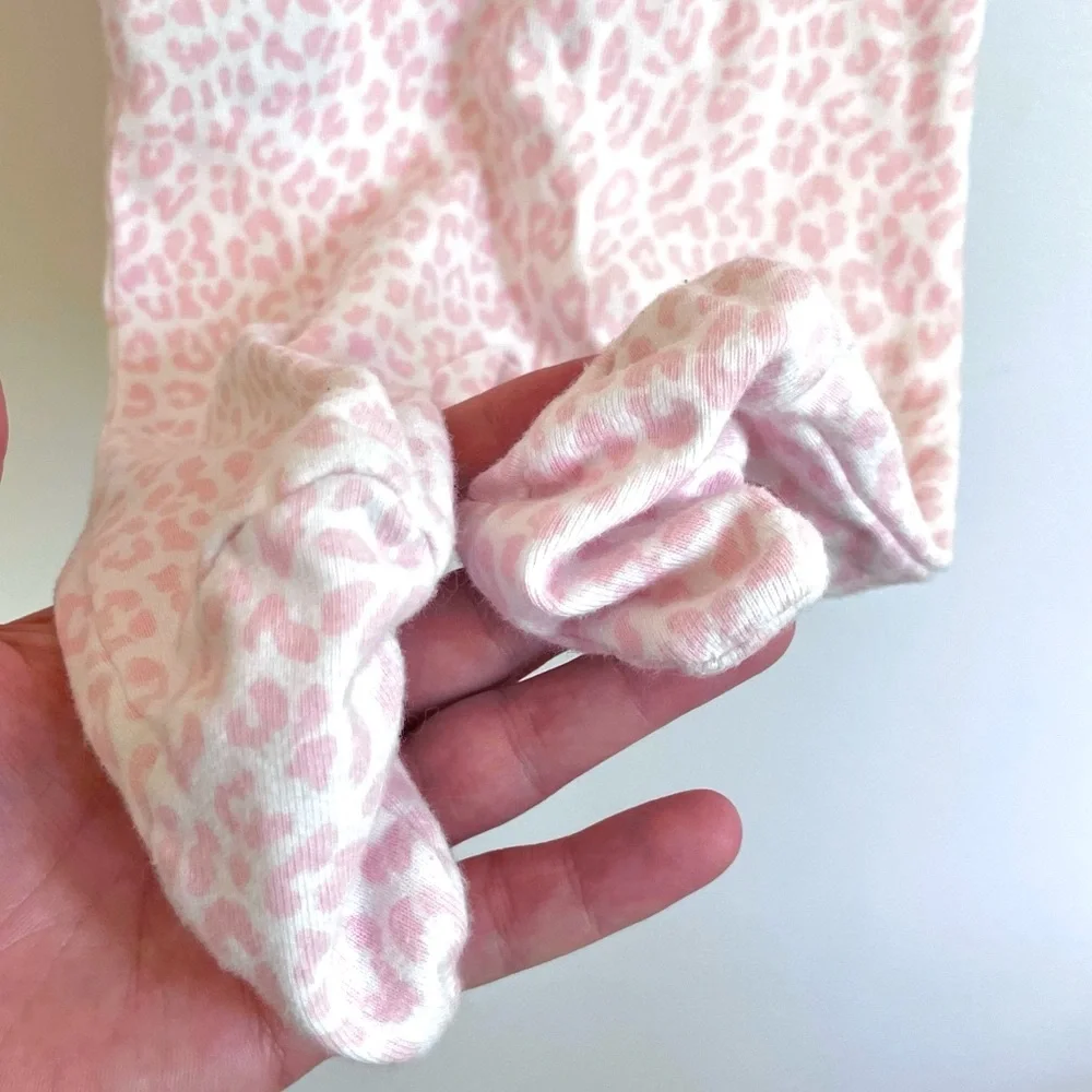 4/$20💥Pink Leopard Print 'Daddy Loves Me' Footie Sleeper, Snaps, Cat Badge - Picture 8 of 10